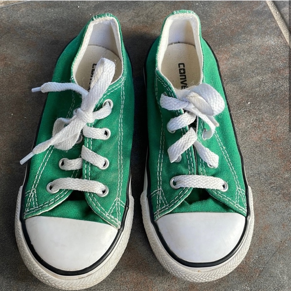 Kids converse